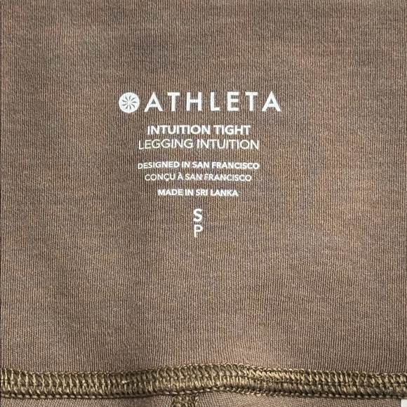 Athleta 'Intuition Tight' Leggings
NWOT - Picture 4 of 8